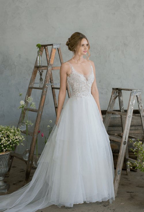 Tulle - Sparkly Lace V Back Ball Gown Wedding Dress, White – Jinza