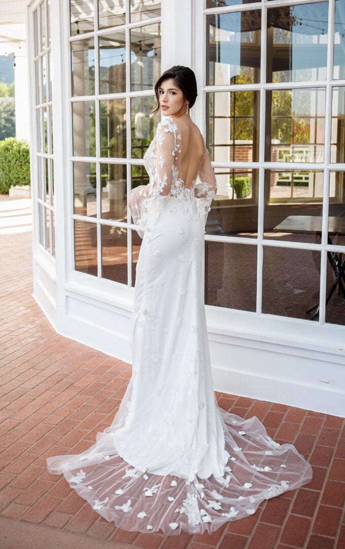 White wedding dress with lace cheap sleeves